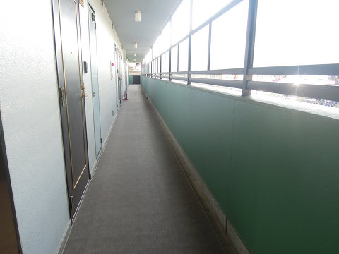 アジュール相生 玄関