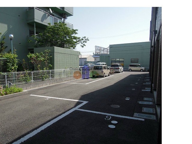 フジパレス木の本 駐車場