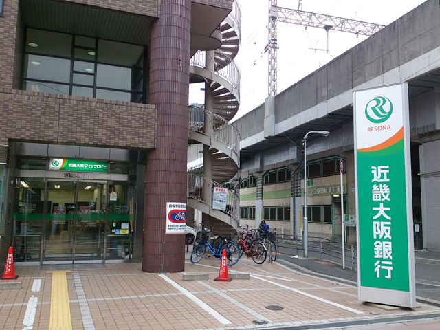 フジパレス木の本 銀行