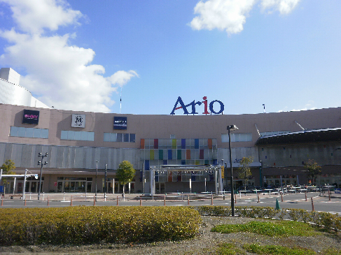 サン・アズール ショッピング施設