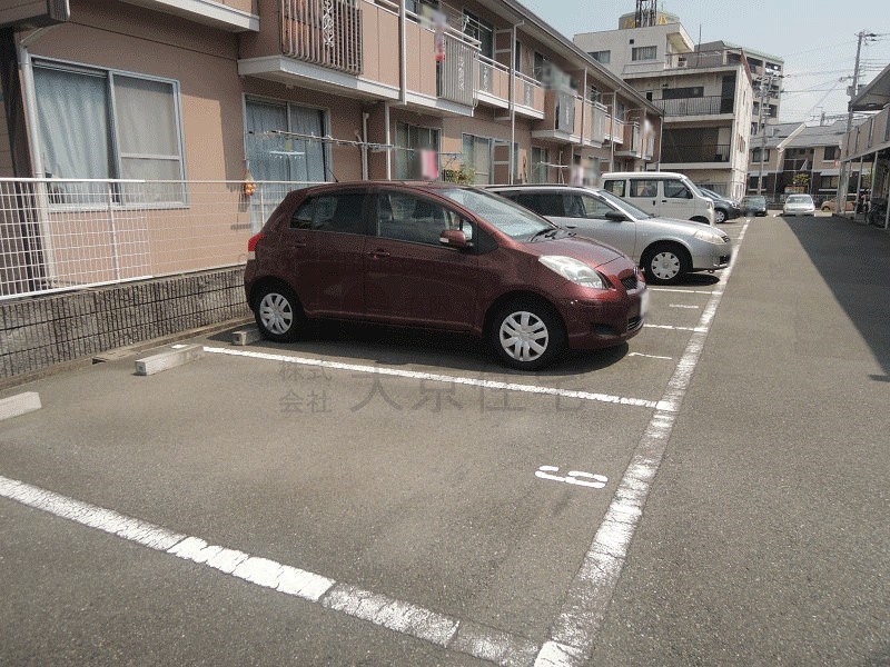 アビシオン小川　A棟 駐車場