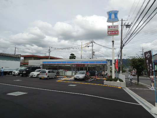 アヴァンティパルコ山本北 （Avanti Parco） ﾛｰｿﾝ 八尾福万寺一丁目店