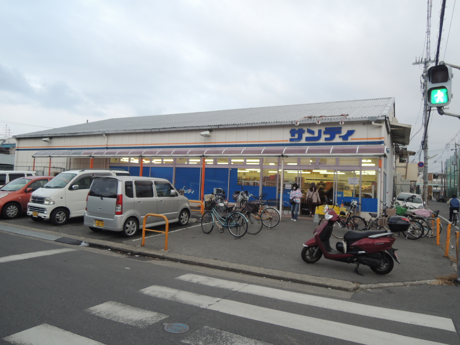 明美町大聖園店舗 スーパー