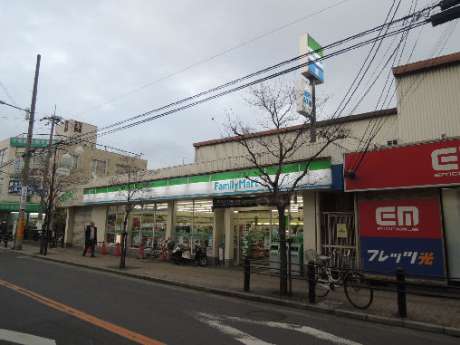 明美町大聖園店舗 コンビ二