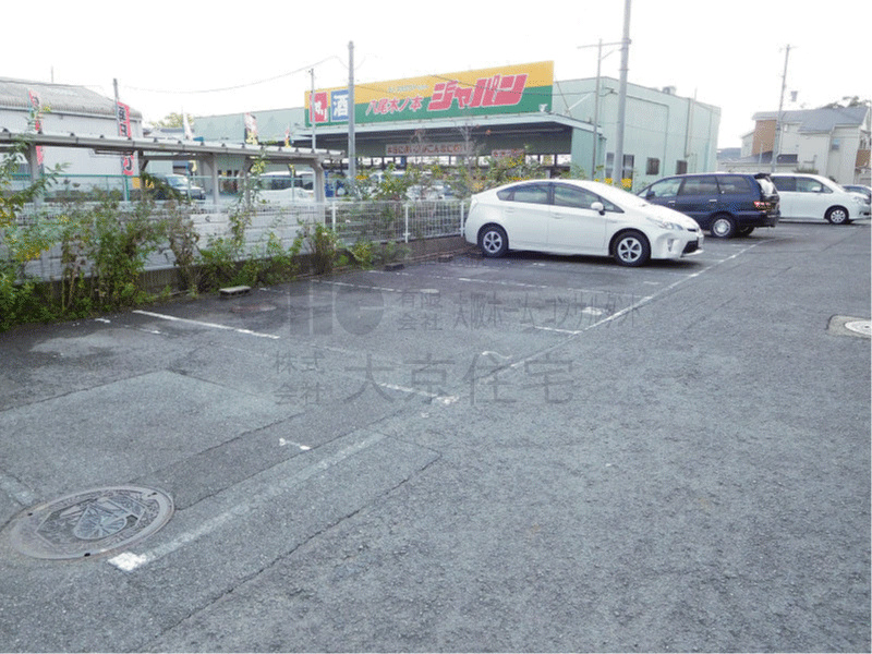 グランドメゾン木の本 駐車場