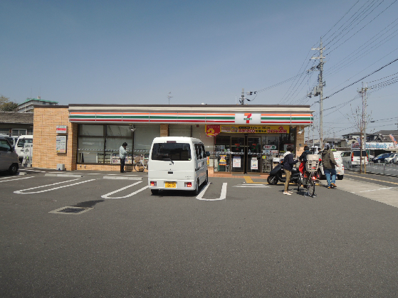 シャーメゾンピオニー ｾﾌﾞﾝｲﾚﾌﾞﾝ 八尾北久宝寺1丁目店