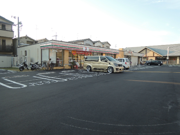 カシボヌール ｾﾌﾞﾝｲﾚﾌﾞﾝ 八尾高美町4丁目店
