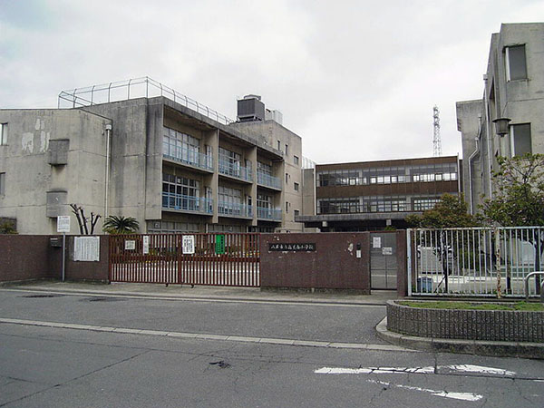 シャーメゾン別宮 八尾市立高美南小学校