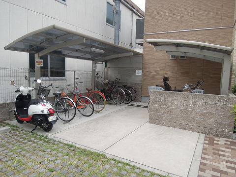 シャーメゾン志紀 駐輪場