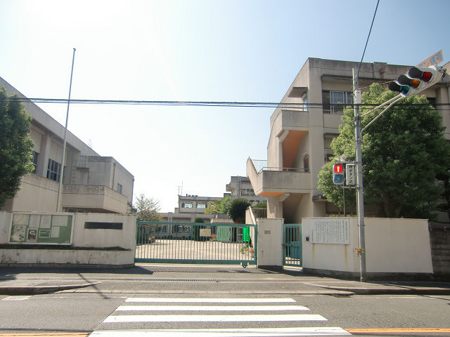 シャーメゾン志紀 志紀中学校（志紀町西）