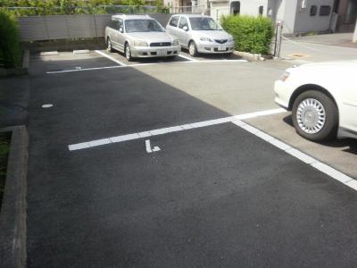 グリーンガーデン 駐車場