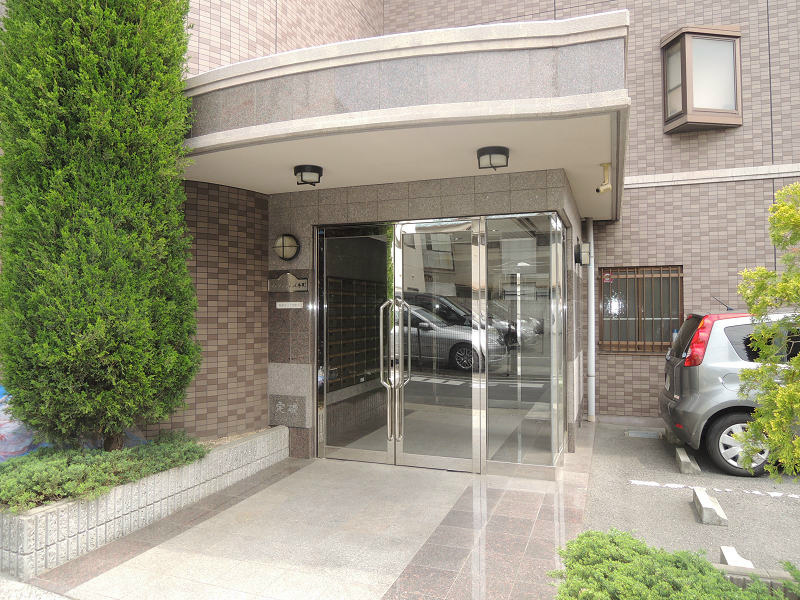 ヴァンテアン東本町 エントランス