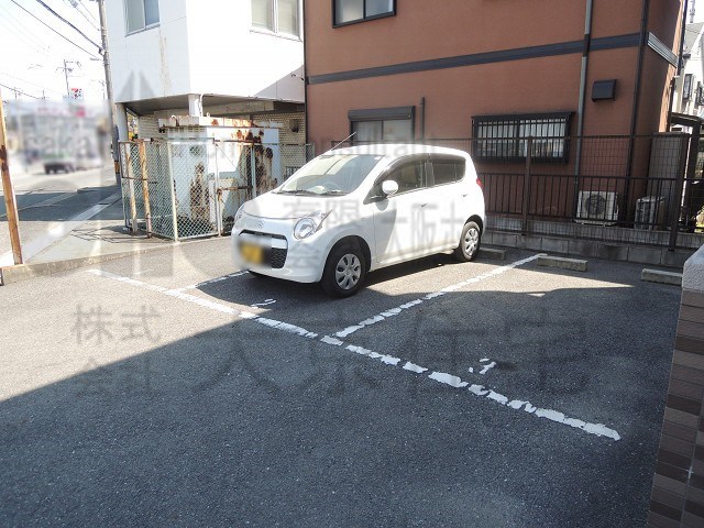コーポ小川 駐車場