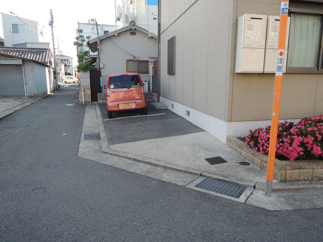 アビシオン宮町 駐車場