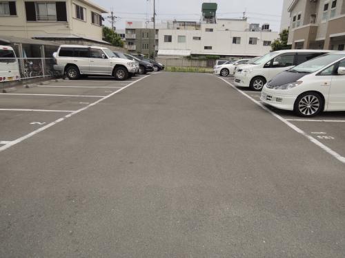 チェリーガーデンコーポ 駐車場