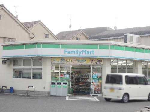 アムールレオ コンビニ