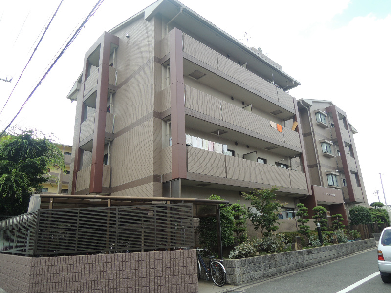 カーサフィオーレ弐番館 外観