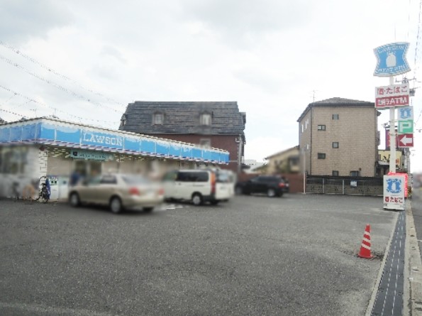 ヴィラパルク ﾛｰｿﾝ 八尾楠根町店