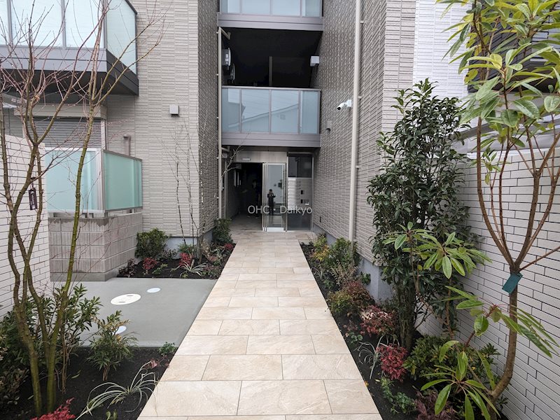 シャーメゾン　フィセル エントランス