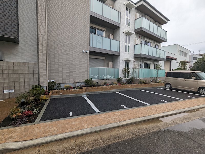 シャーメゾン　フィセル 駐車場