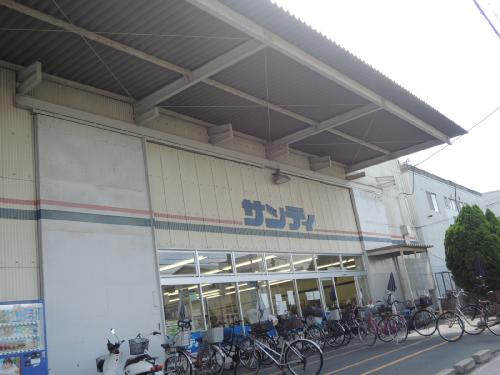Tom’s garage スーパー
