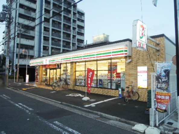 サンフォレスト コンビニ