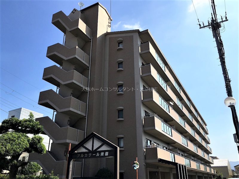 アルカサール美園 外観