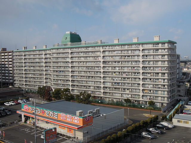 ミョーコウサンロードマンション ドラッグストア