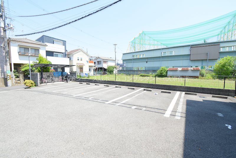 ボヌール久宝園 駐車場