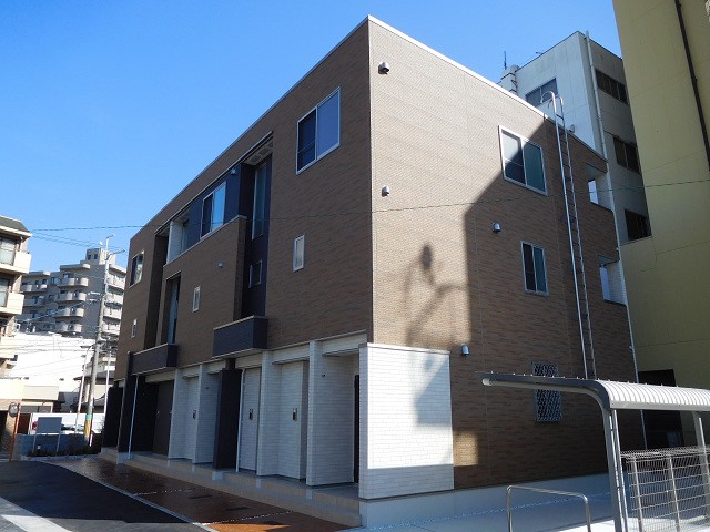 フィオーレ八尾 外観