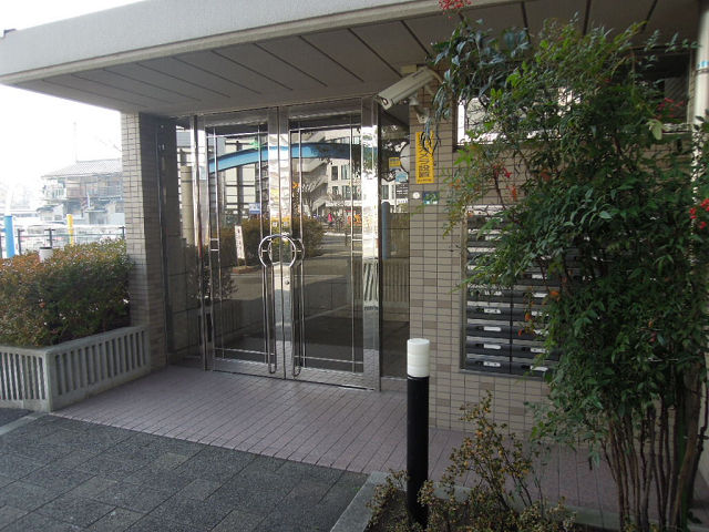 エクセレントコート八尾駅前 エントランス