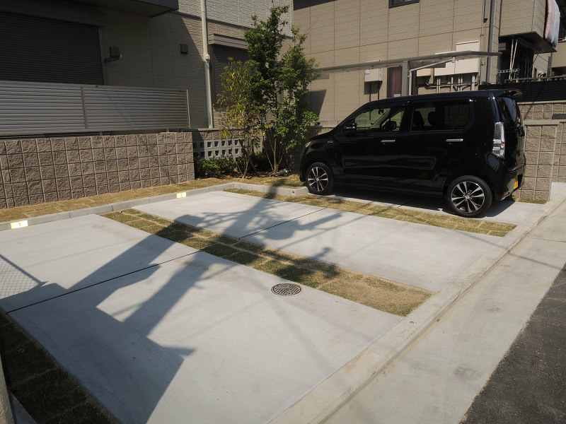 メゾン ド プレミアス 駐車場