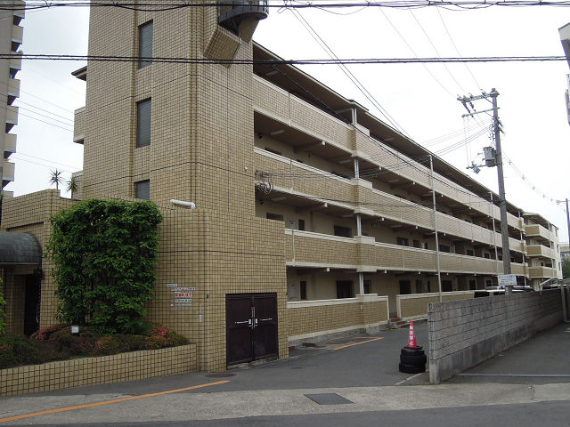 カサクレスト 外観