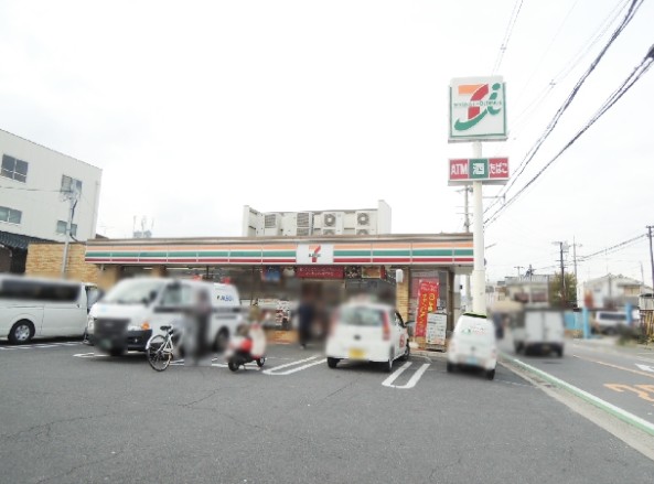サントゥール コンビニ