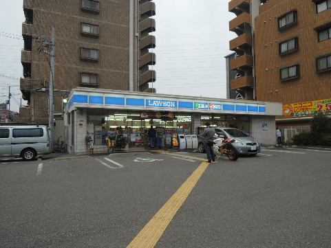 フジパレス長吉長原 コンビニ