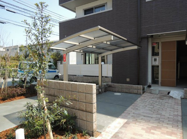 シャーメゾン末広 玄関