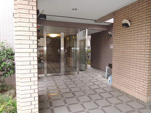 セトン旭 エントランス