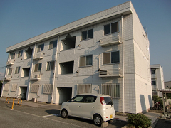 シャイニング参番館 外観