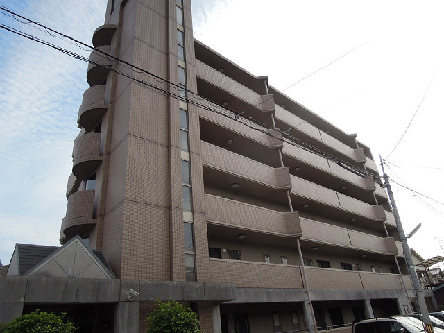 アビタシオン岸田 外観