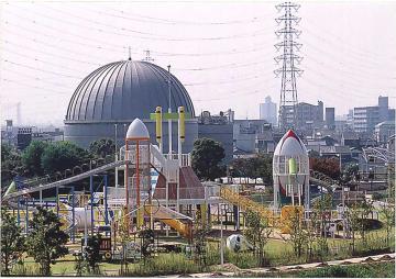 ファミール北山本 公園