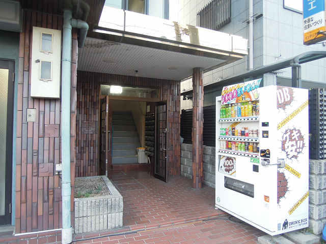 ライラックレインボー北木の本 エントランス