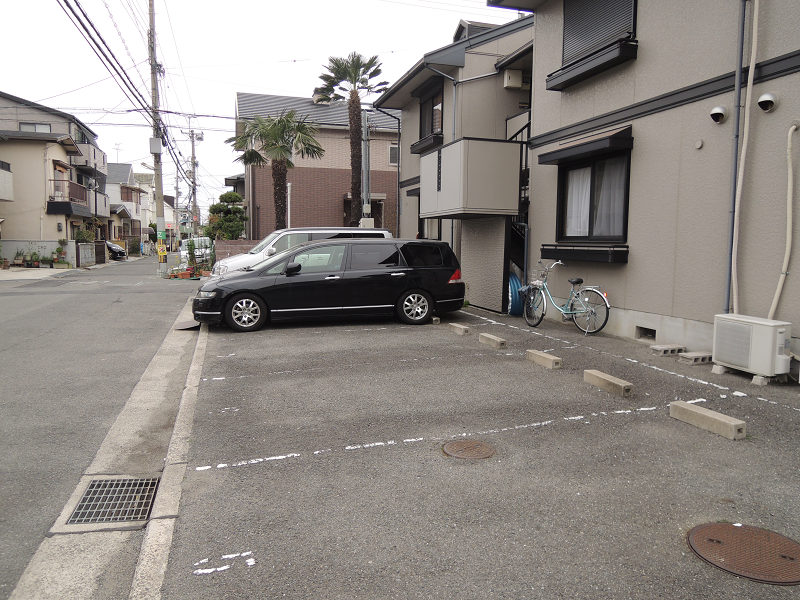 ボナールS 駐車場