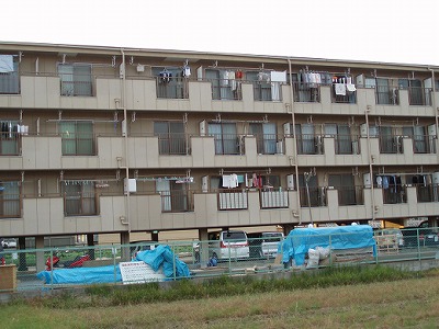 高安ハイツA棟 外観