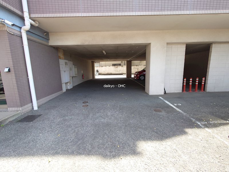 アプトシティ八尾 駐車場