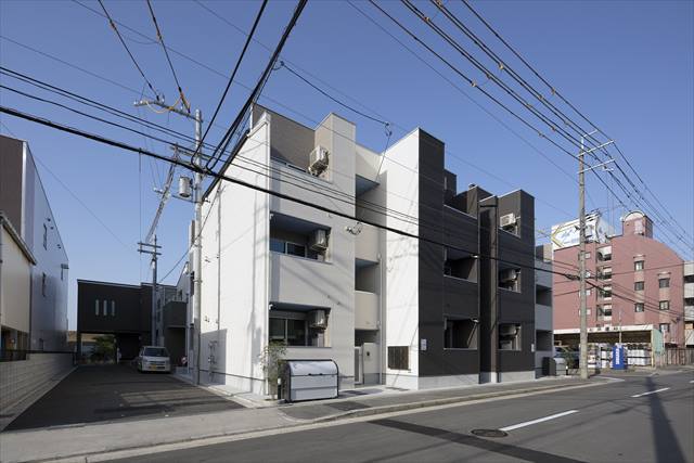 ルネッサ八尾南 外観